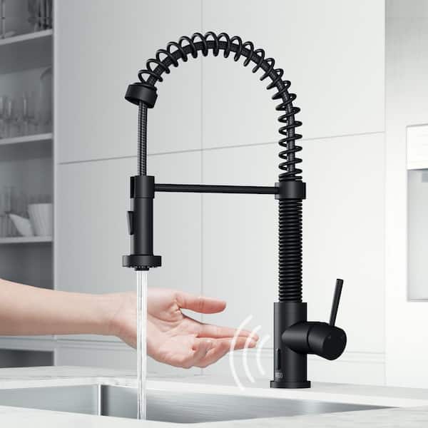VIGO Edison Single Handle Pull-Down Sprayer Kitchen Faucet with Touchless Sensor in Matte Black