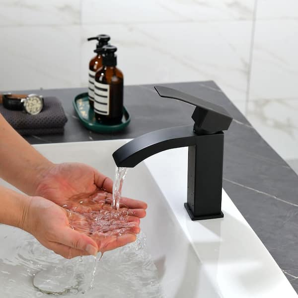 ABAD Single Handle Single Hole Bathroom Faucet in Matte Black