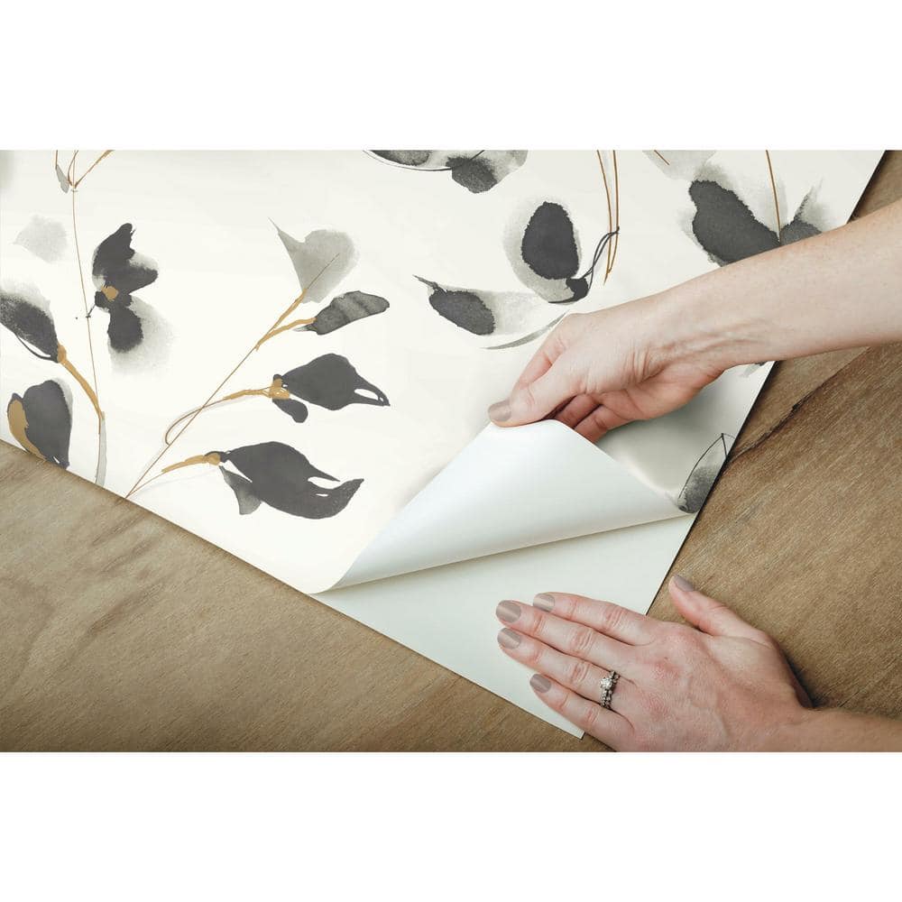 Black and White Floral Peel and Stick Wallpaper Roll