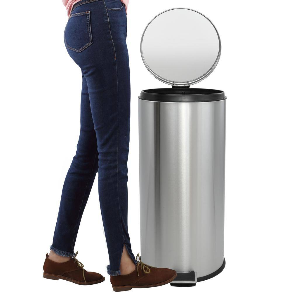 Oscar 8-Gallon Stainless Steel Step-Open Trash Can with Mini Bin