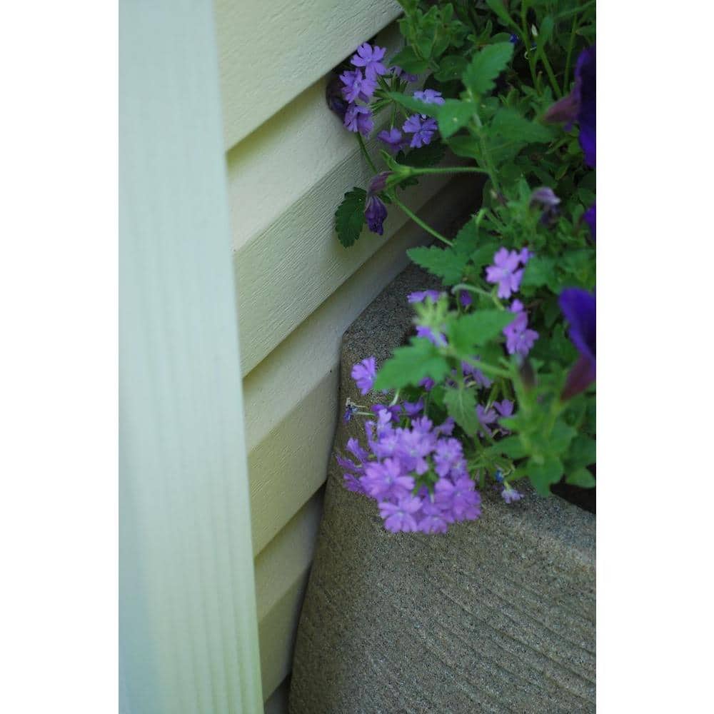 Sand 50 Gallon Stoneware Urn Rain Barrel with Hose