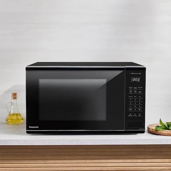Panasonic 1.3 cu. ft. Countertop Microwave 1100-Watts in Black