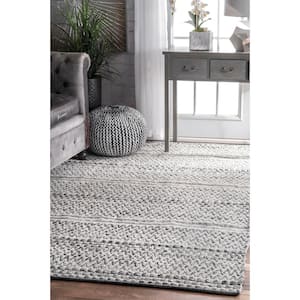 Natosha Chevron Silver 4 ft. x 6 ft. Indoor/Outdoor Patio Area Rug