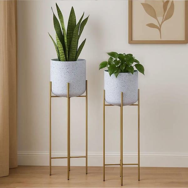 Benjara Aira 13 in. White and Gold Metal Round Shape Indoor/Outdoor  Planters (Set of 2) with Speckled Pattern UPT-331896