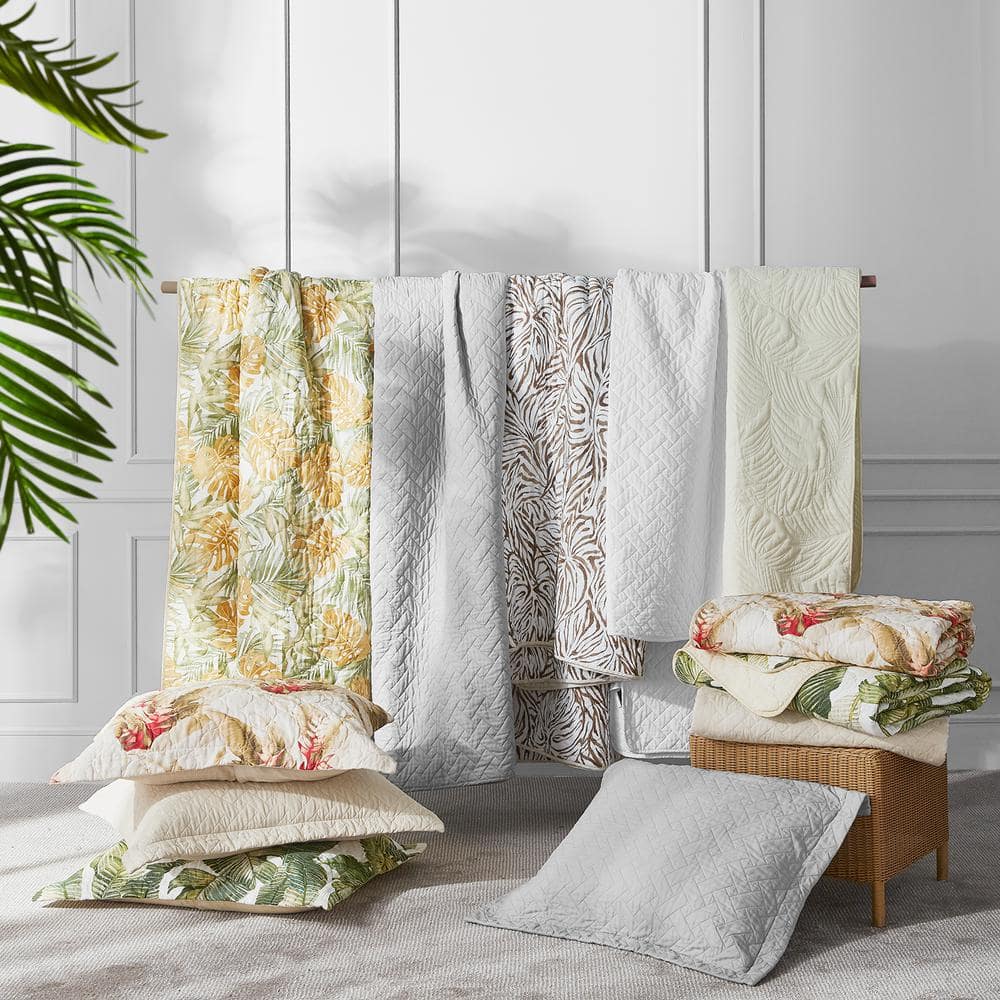 Twin White Cotton Reversible Quilt Set with Green Palm Design