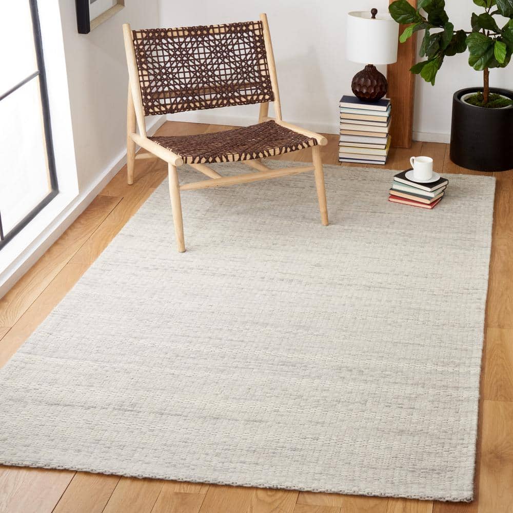 Elegant Marbella 6' Square Handwoven Gray Wool Rug