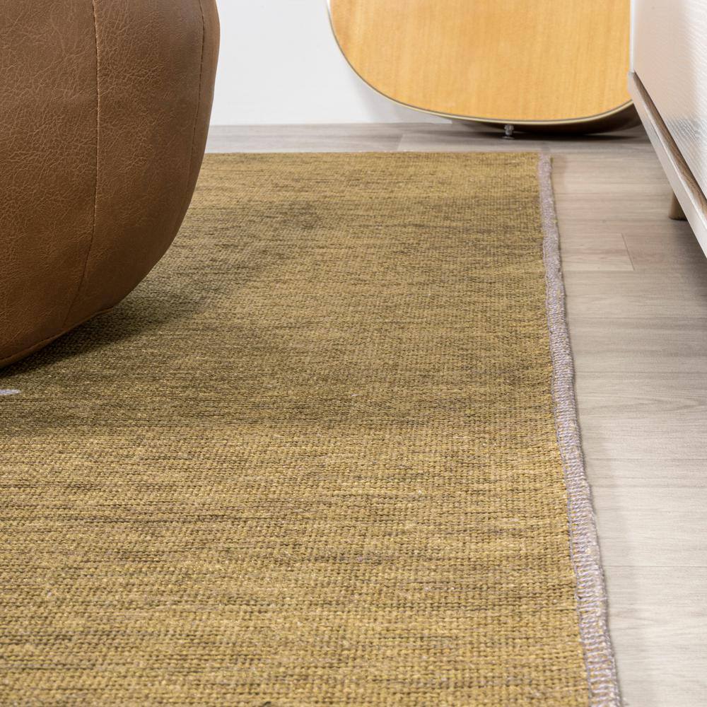 Sunny Medallion 4' x 6' Yellow & Cream Reversible Area Rug