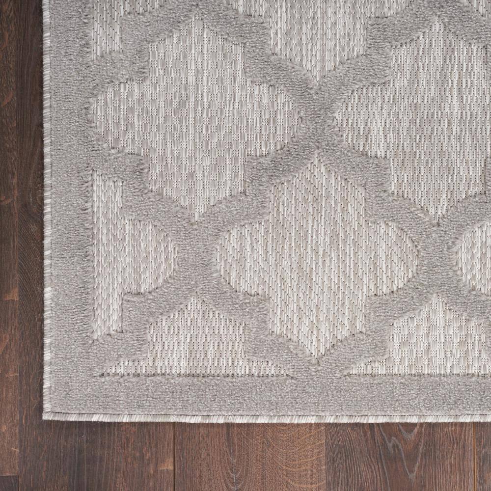 Silver Grey Trellis 6' x 9' Handmade Synthetic Area Rug