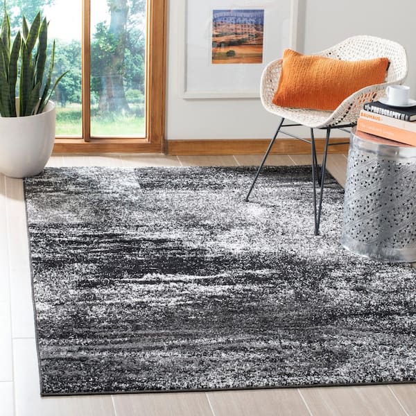 Adirondack Silver/Black 4 ft. x 6 ft. Solid Color Distressed Area Rug