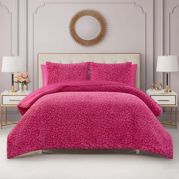 Cheetah Feathered 2-Piece Hot Pink Animal Microfiber Polyester Twin/Twin XL Comforter Set