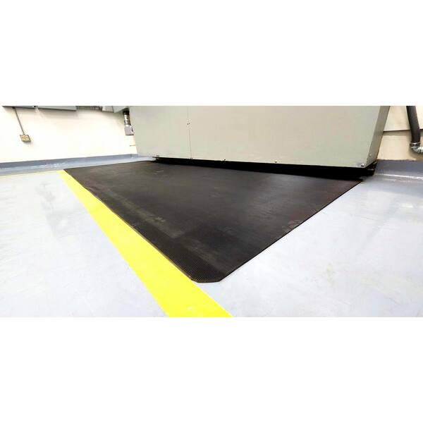 Rhino Mats Switchboard Mat - 2' X 4' X 1/4" Diamond Plate Rubber, 30,000 VAC Insulating