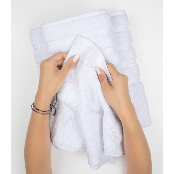 https://images.thdstatic.com/productImages/19af6358-0b36-4ce5-95b4-e860296ee80f/svn/bright-white-bath-towels-edis35x70bey-e31-4f_600.jpg