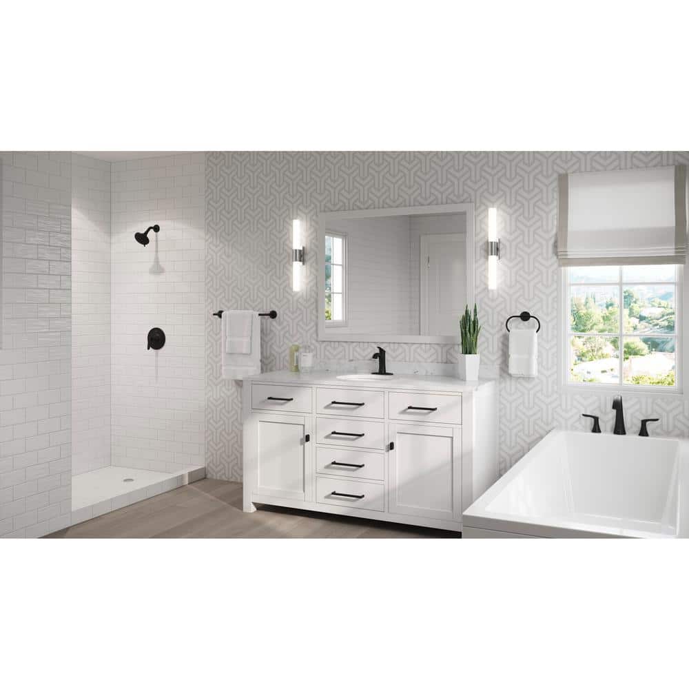 Weller Tuscan Bronze Single-Control Bathroom Faucet