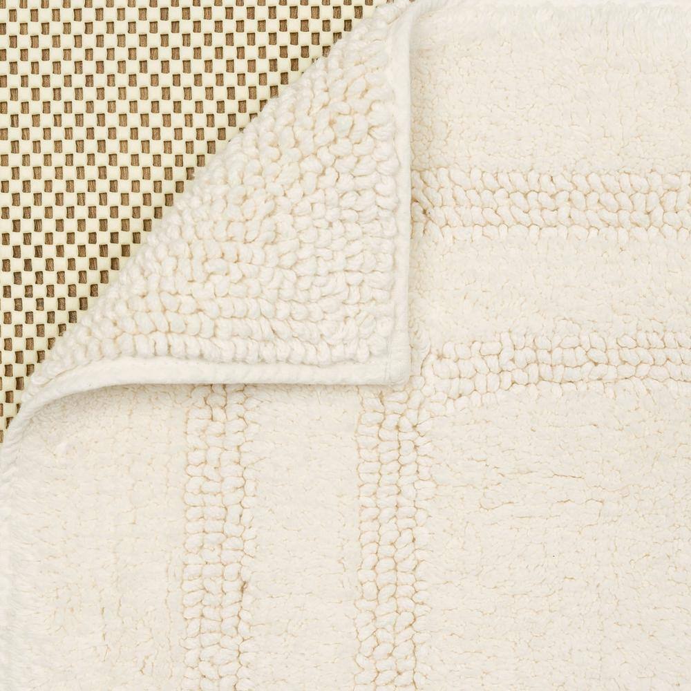 Reversible Natural Cotton Bath Mat 1' 9" x 2' 10"