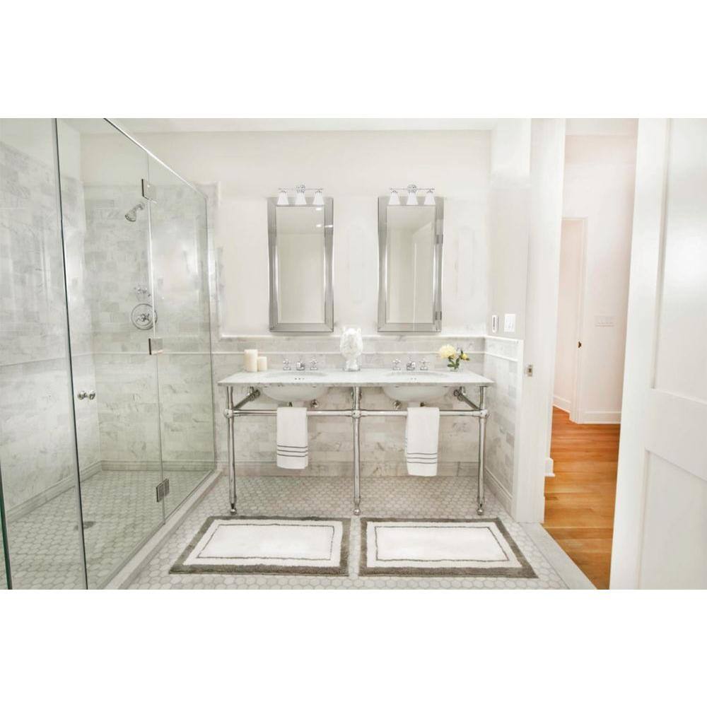 Polished Chrome 21" Contemporary Vanity Light Fixture