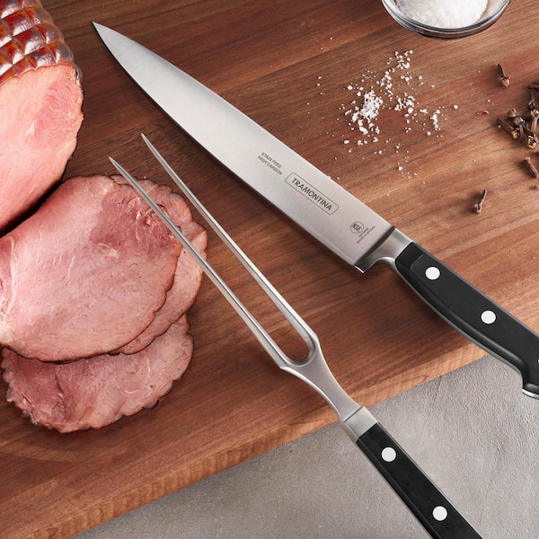 The Hamilton Beach Electric Knife Will Help You Carve Meats Like a Pro