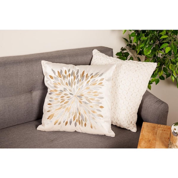Litton Lane 20 in. x 20 in. Multicolored Leaf Burst Design Polyester Pillow