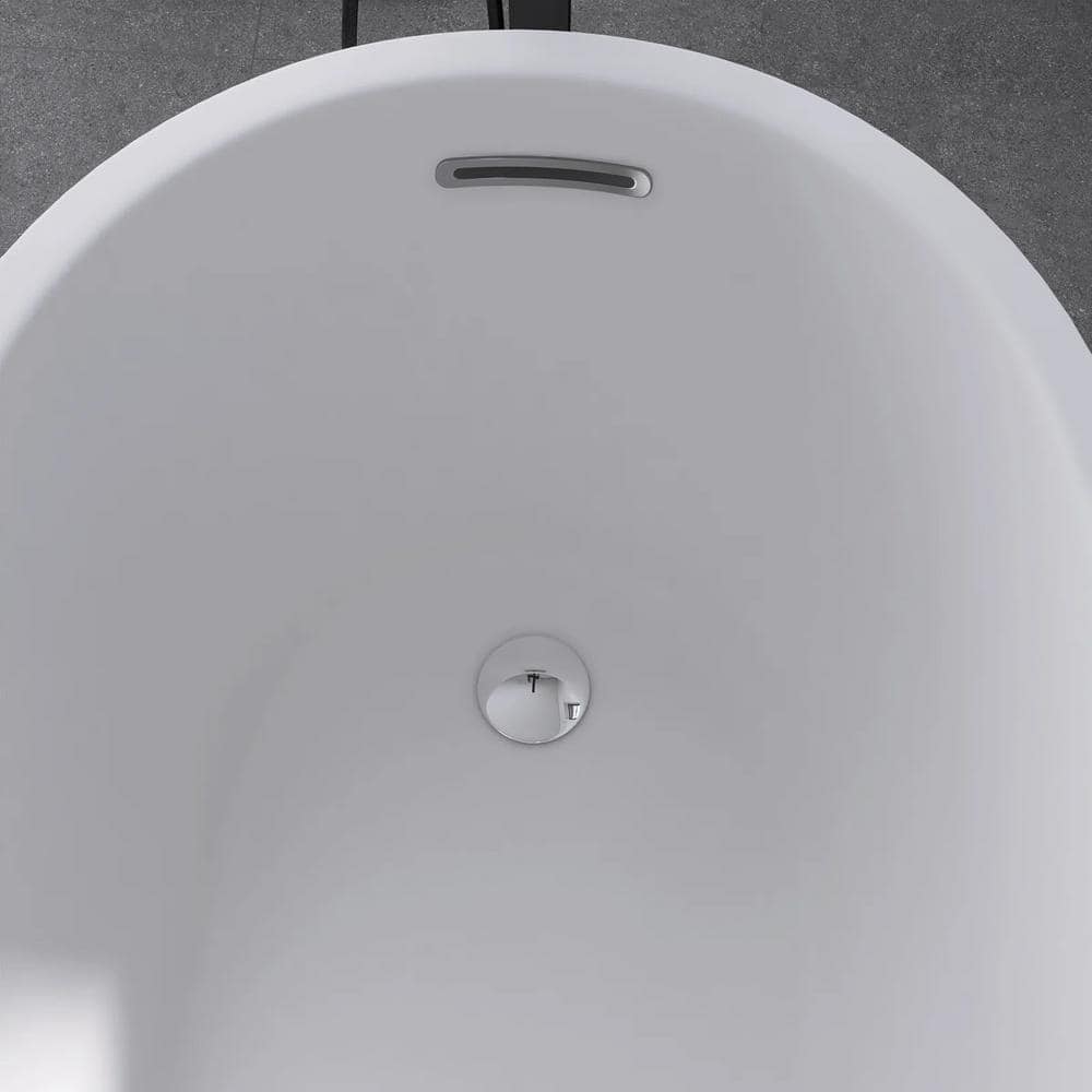 67-Inch Gloss White Acrylic Freestanding Soaking Bathtub