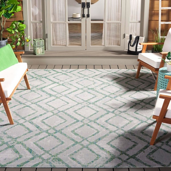 Courtyard Ivory/Green 9 ft. x 12 ft. Diamond Chevron Indoor/Outdoor Area Rug