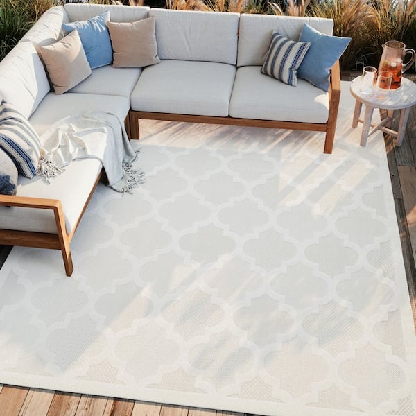 Easy Care Ivory/White 7 ft. x 10 ft. Geometric Contemporary Indoor Outdoor Area Rug