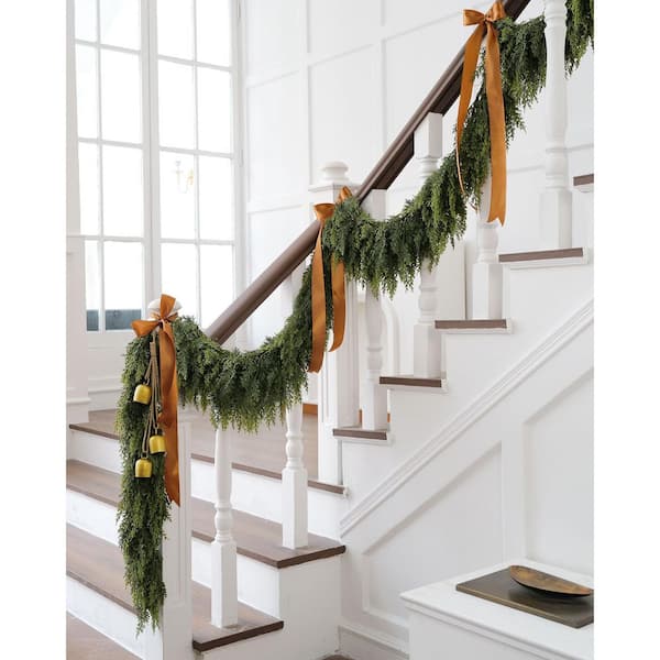 Cedar Series 9 ft. Green Artificial Cedar Garland LX0344 - The