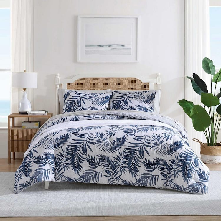 Nautica Marina Leaf 3-Piece White/Navy Cotton Full/Queen Comforter Set