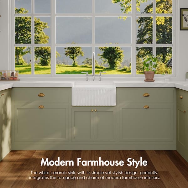 Eridanus Brooklyn 24 in. W x 18 in. D Single Bowl Farmhouse Apron