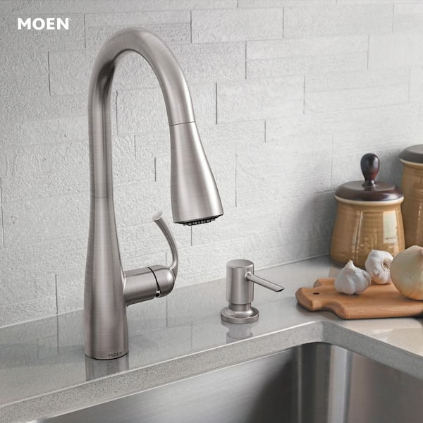 Essie Single-Handle Pull-Down Sprayer Kitchen Faucet with Reflex and Power Clean in Spot Resist Stainless
