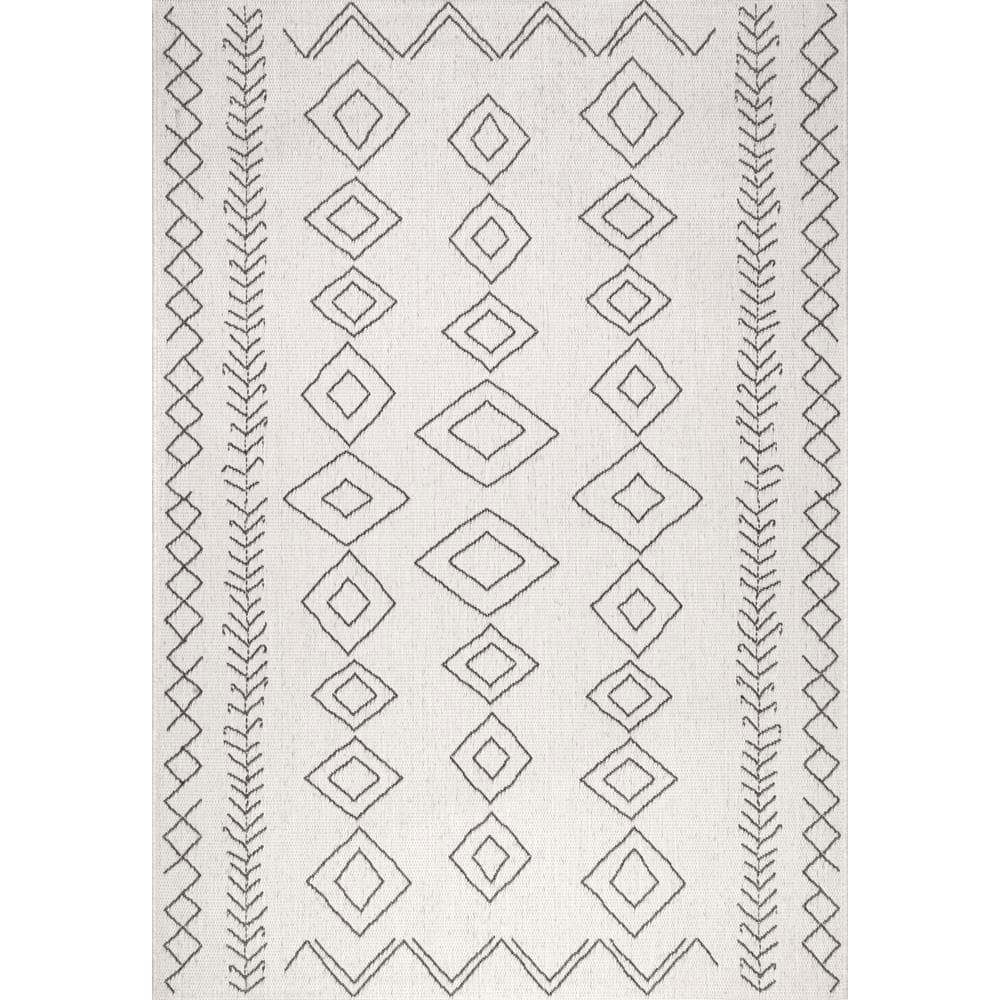Ivory Geometric Easy-Care Outdoor 7.5' x 10.75' Area Rug