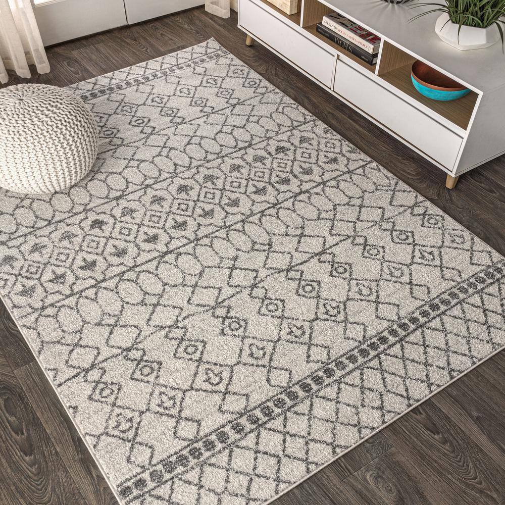 Vintage Moroccan Inspired Easy-Care Gray & Ivory Area Rug