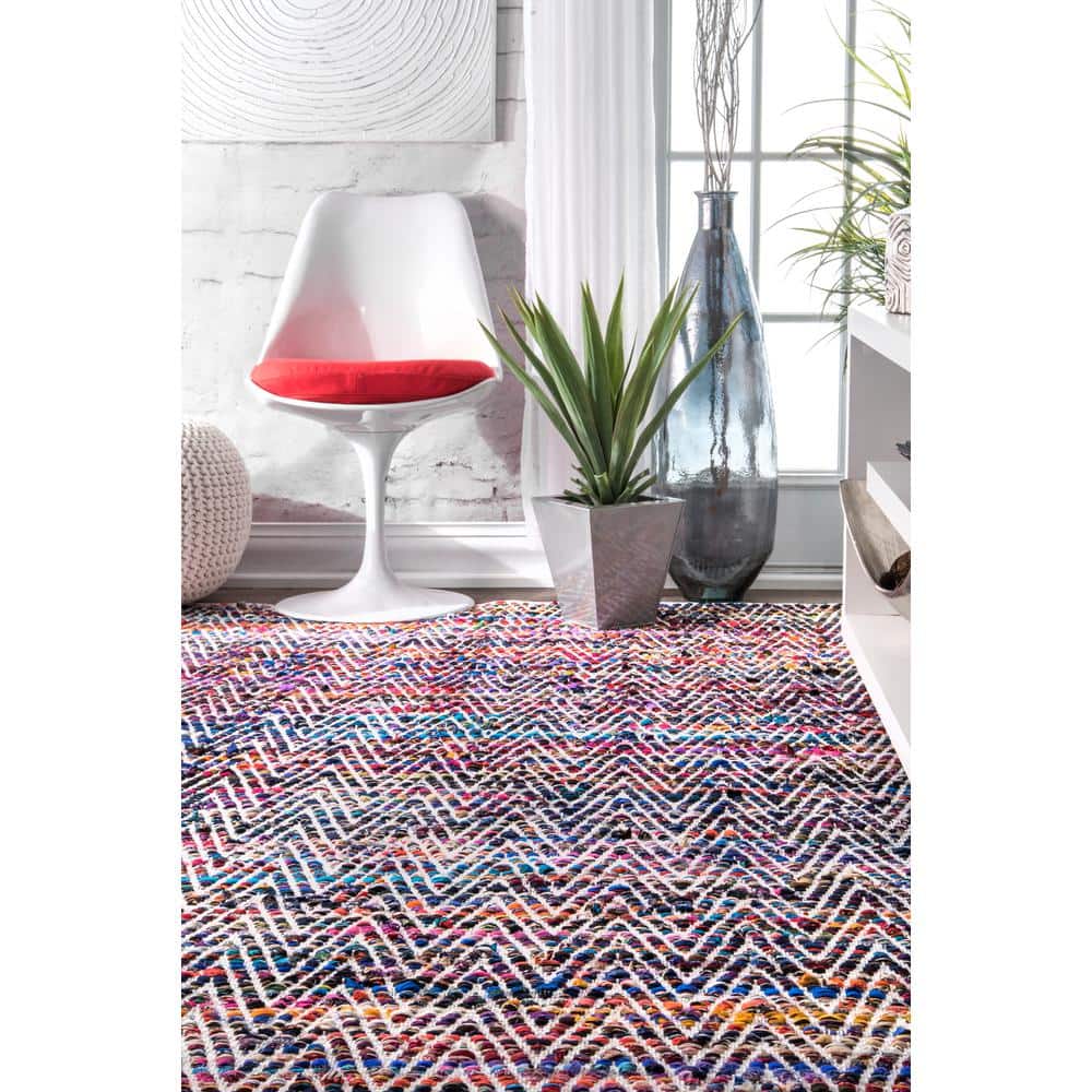 Hand-Woven Indigo Chevron 31'' Cotton Blend Runner Rug