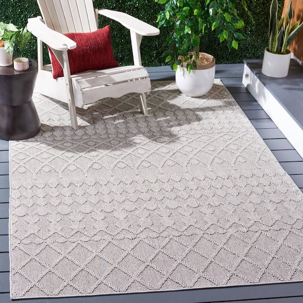 Global Gray/Ivory 4 ft. x 6 ft. Solid Ornate Diamond Indoor/Outdoor Area Rug