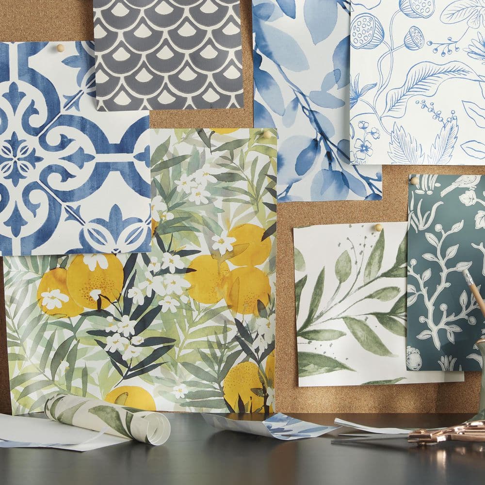 Blue and Cream Floral Botanical Peel and Stick Wallpaper Roll