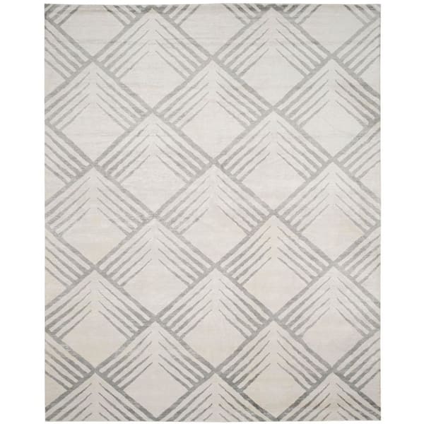 Tibetan 8 ft. x 10 ft. Ivory/Silver Geometric Peaks Area Rug