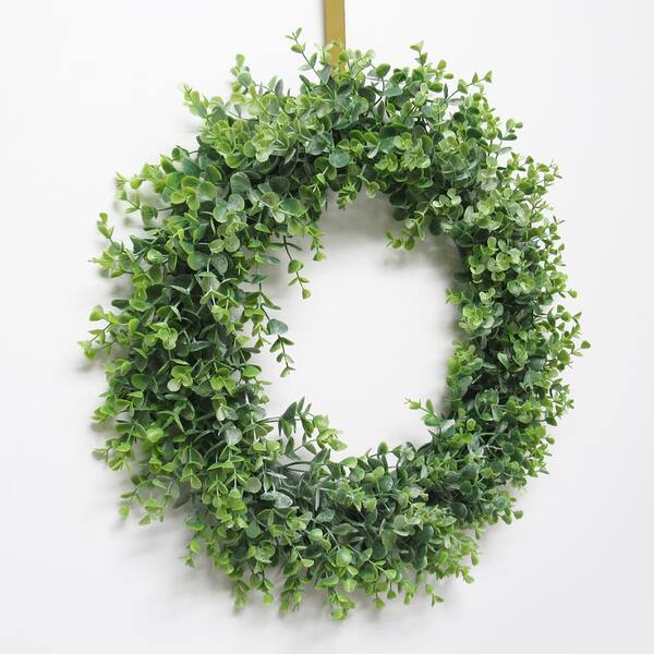 6 ft. Frosted Green Artificial Spiral Eucalyptus Leaf Vine Plant Hanging  Greenery Foliage Garland 83997-FRT-GR - The Home Depot