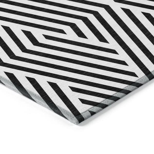 Black and White 9 ft. x 12 ft. Woven Geometric Rectangle Indoor/Outdoor Area Rug