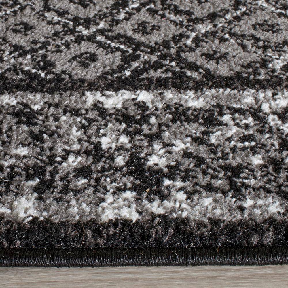 Black and Silver Diamond Pattern Rectangular Rug 4' x 6'