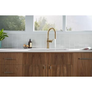 Crue Single-Handle Touchless Pull-Down Sprayer Kitchen Faucet in Vibrant Brushed Moderne Brass