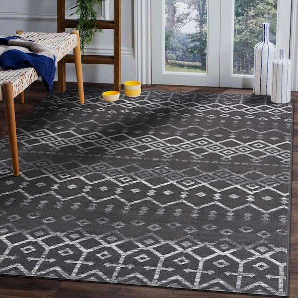 Beverly Rug 8 x 10 Dark Gray Cream Laguna Boho Moroccan Indoor Area Rug, Dark Gray / Cream