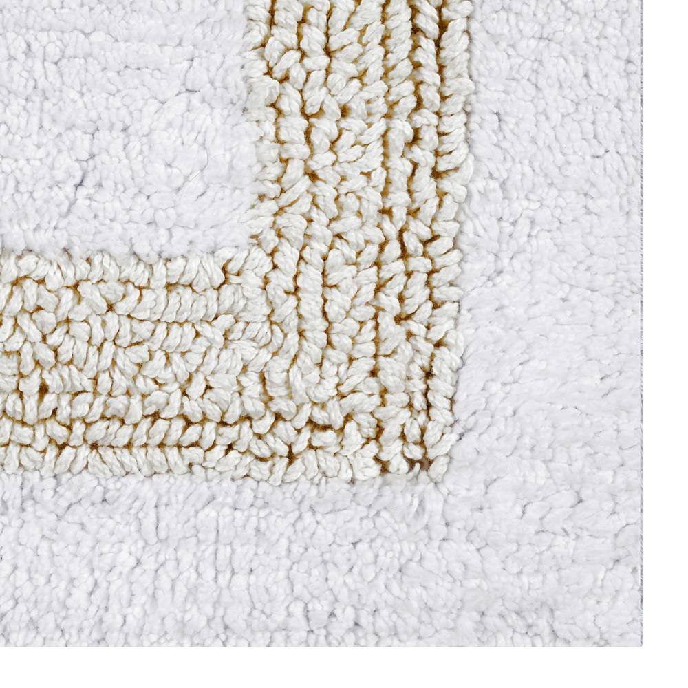 White and Ivory Cotton Tufted Reversible Bath Rug, 17" x 24"