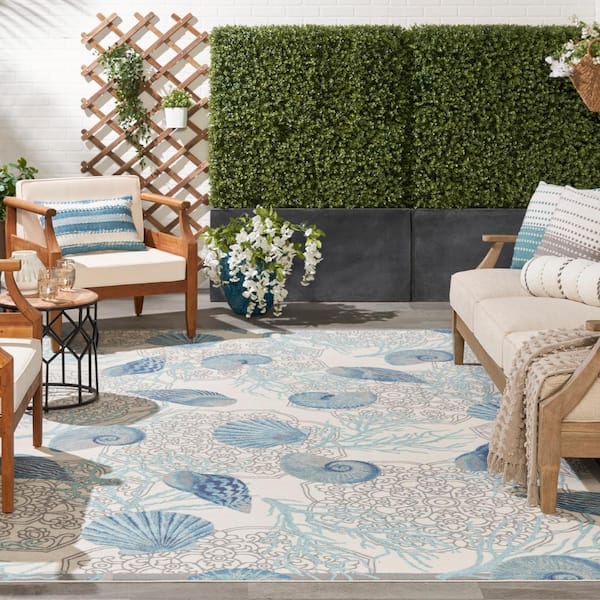 Waverly Sun N' Shade Indoor/Outdoor Poolside 10' x 13' Area Rug