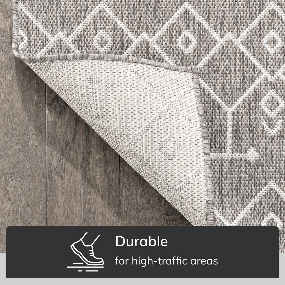 Luxe Light Grey Synthetic 8' x 10' Easy-Care Outdoor Area Rug