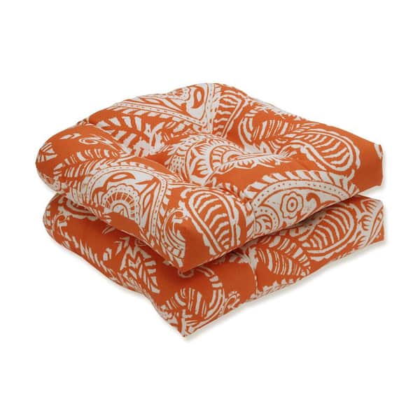 Pillow Perfect Paisley 19 in. x 19 in. 2-Piece Outdoor Dining Chair Cushion Orange/Ivory Addie