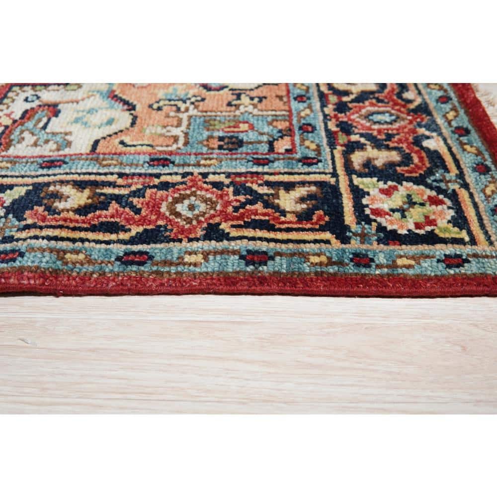 Traditional Serapi Hand-Knotted Wool Rug in Red and Navy, 9' x 12'