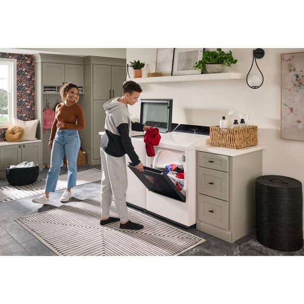 DX7701WE: 9.0 Cu.ft. Mega Capacity TurboSteam ™ Dryer With EasyLoad ™ Door