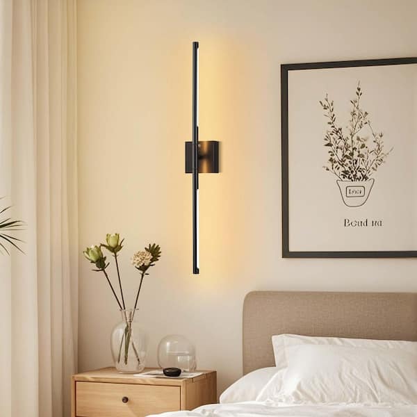 YANSUN 2-Light Black Dimmable LED Wall Sconce with Remote Control, Wireless Installation, USB Charging, Wall Decor Set of 2