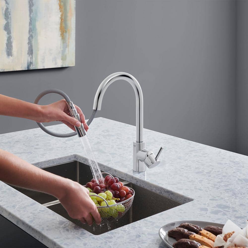 Chrome Modern Pull-Down Single Handle Kitchen Faucet