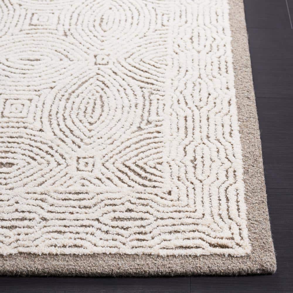 Ivory and Beige Abstract Hand-Tufted Wool Rug, 5' x 8'