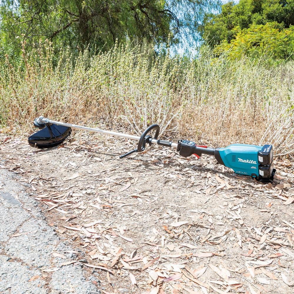 Makita LXT Brushless Hedge Trimmer - Thumbnail 4