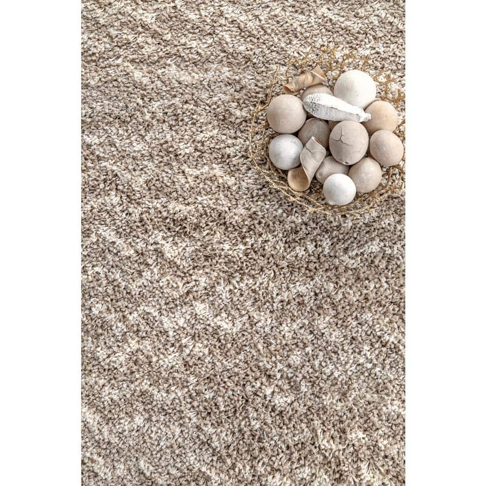 Cream Chevron Shag 5' x 8' Reversible Area Rug